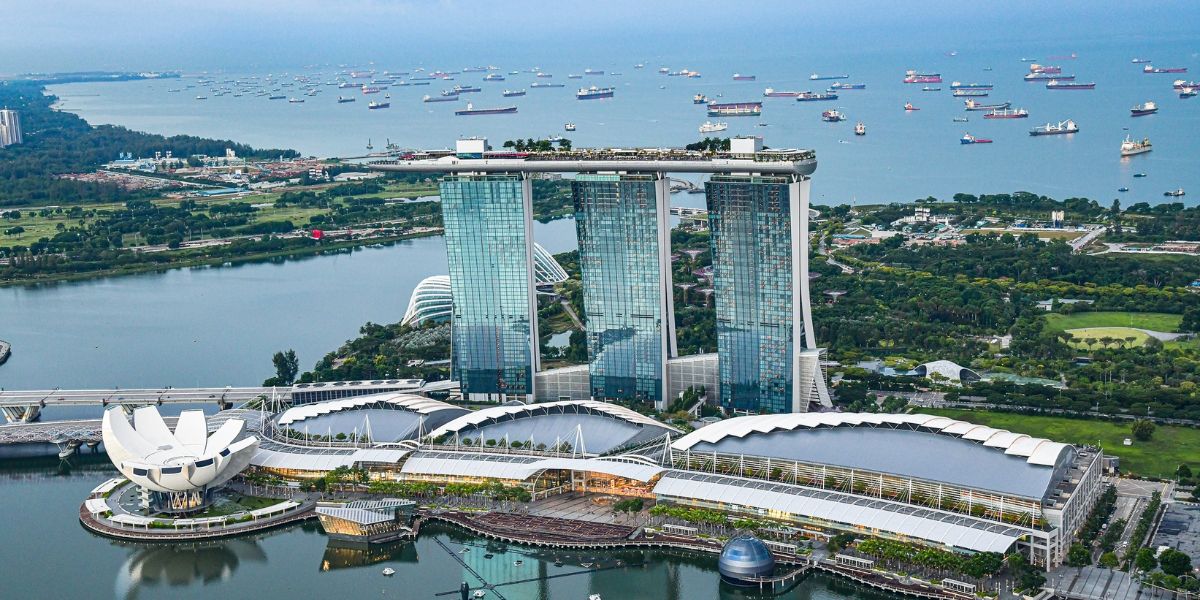 Book a hotel in Singapore with crypto